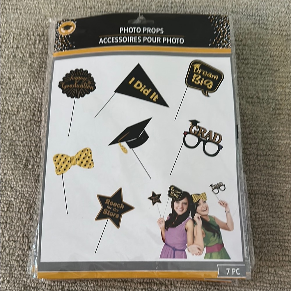 NIP Graduation Photo Props Set - Black and Gold